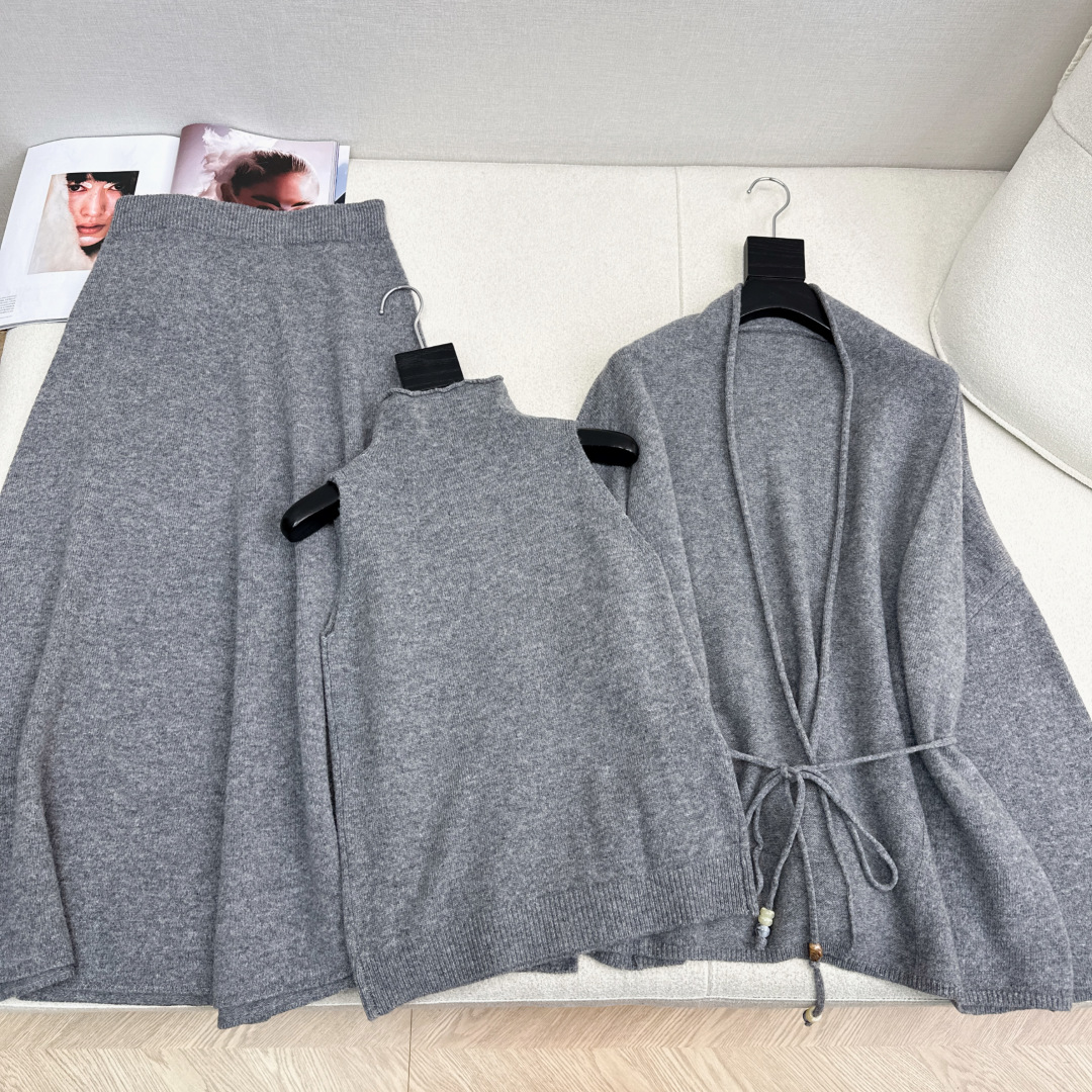 Woolen Set: Sleeveless Vest, Belted Cardigan & Skirt - Melange Color 3 cmp i1760198146396 5439 0 1