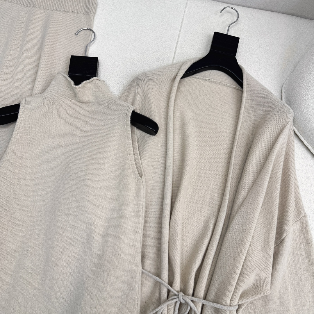 Woolen Set: Sleeveless Vest, Belted Cardigan & Skirt - Melange Color 7 cmp i1760198146396 5745 0 5