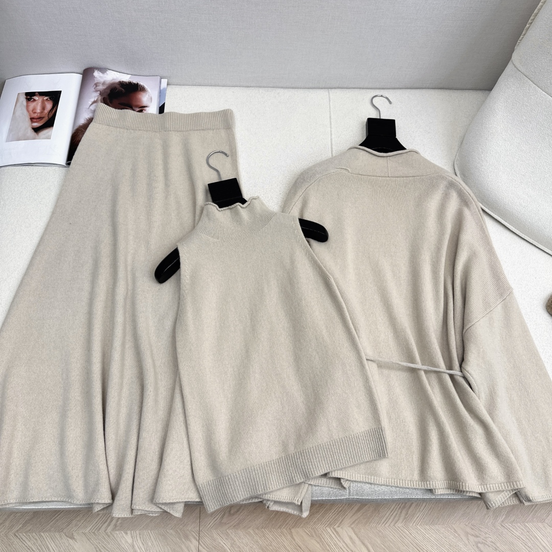 Woolen Set: Sleeveless Vest, Belted Cardigan & Skirt - Melange Color 9 cmp i1760198152941 5723 0 7