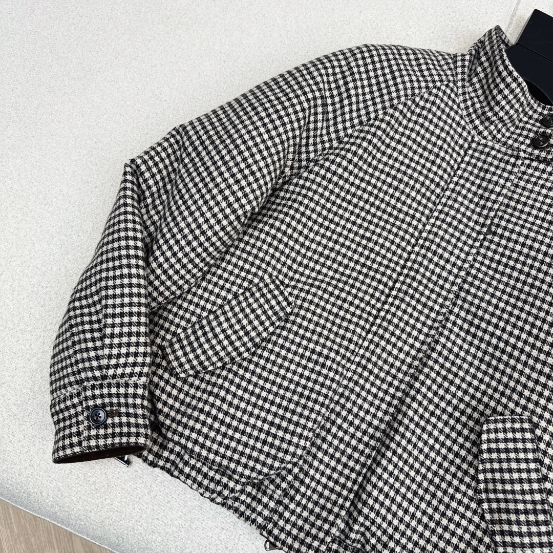 特价🉐️❗️现货齐码❗️不退不换高奢老钱风穿搭 Bc 25Ss———秋冬最新款复古格纹棉服外套🤎内里菱格