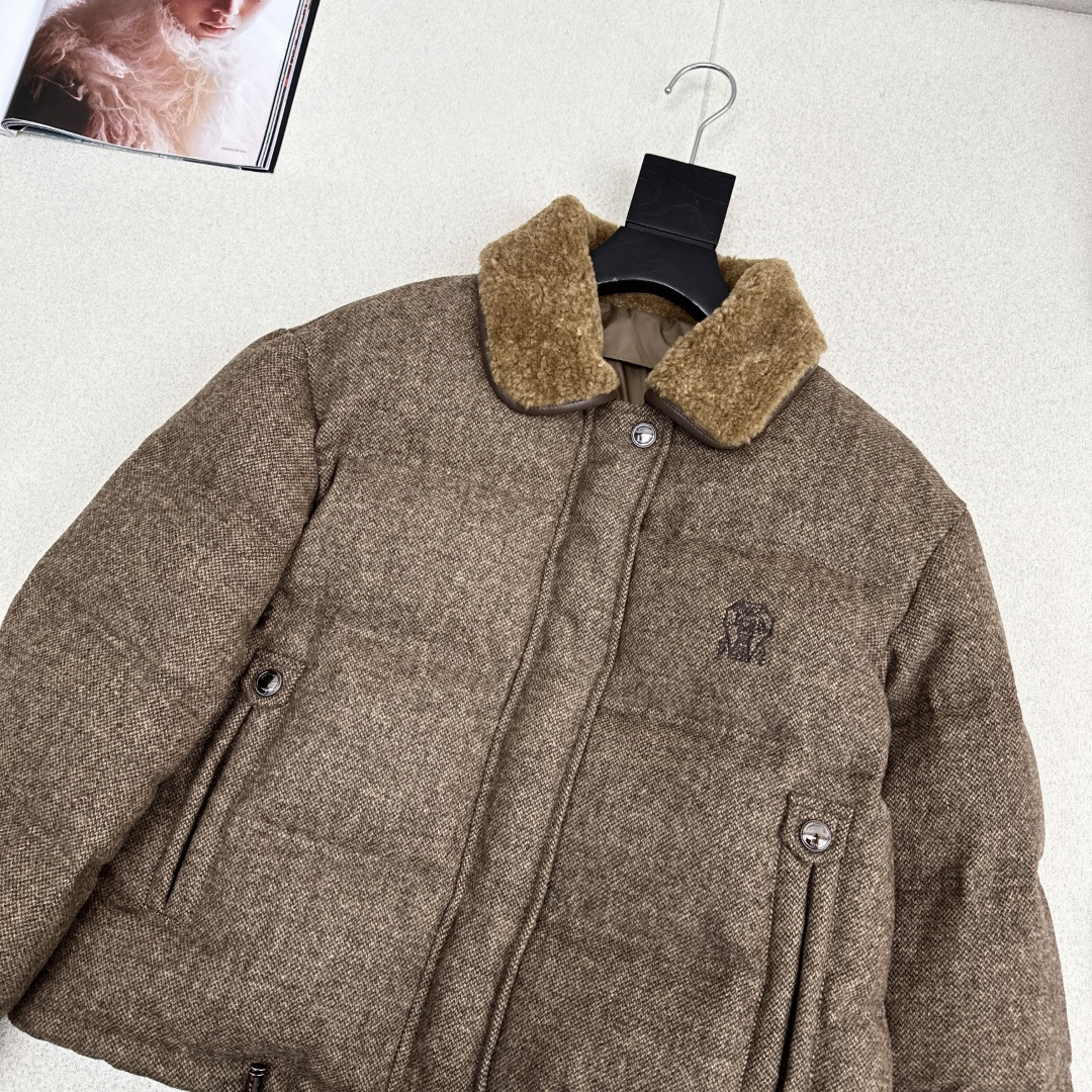 特价🉐️❗️现货齐码❗️不退不换❗️独家首发 Bc 25Ss———秋冬最新款羊毛翻领面包服短款羽绒外套🤎