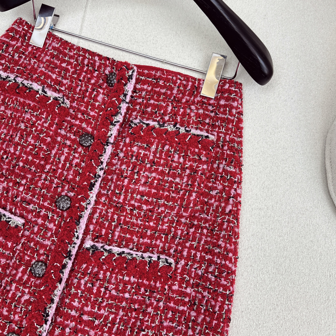 特价🉐️ ❗️现货齐码❗️不退不换❗️C家 25Ss———秋冬最新款小香风四口袋编织半裙♥️绝美高级亮片