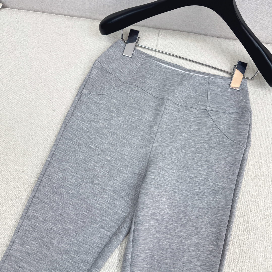 特价🉐️❗️现货齐码❗️不退不换❗️入冬必备 Bc 25Ss————秋冬最新款经典logo字母装饰高腰打