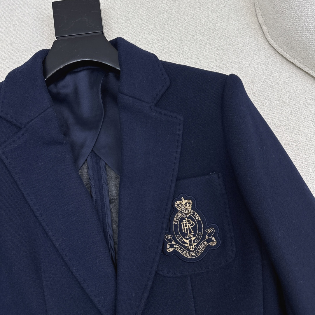 减龄学院风 RL 26Ss————早春最新款重工刺绣徽章西装外套 🩶时髦学院风 可酷可飒 日常百搭单品 