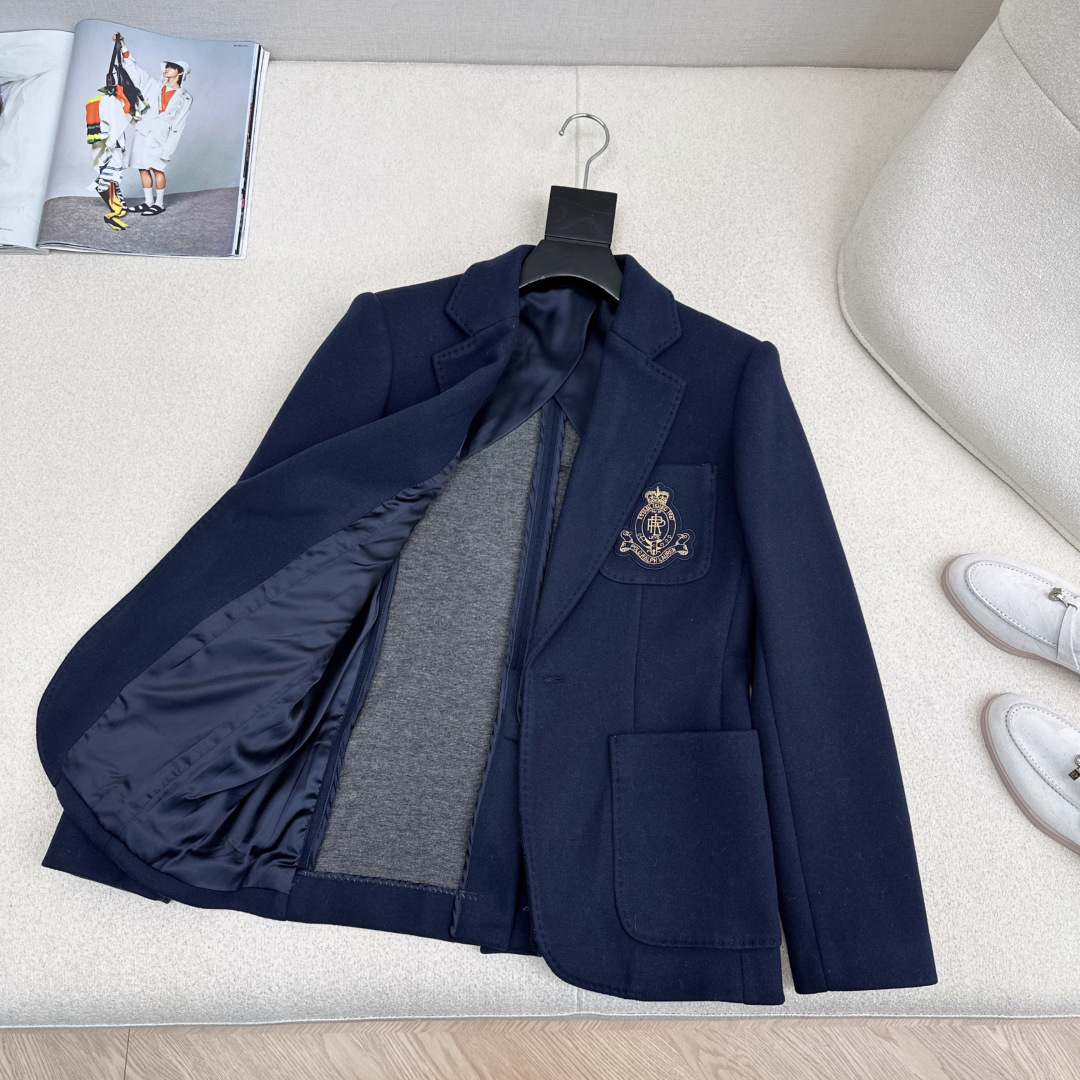 减龄学院风 RL 26Ss————早春最新款重工刺绣徽章西装外套 🩶时髦学院风 可酷可飒 日常百搭单品 