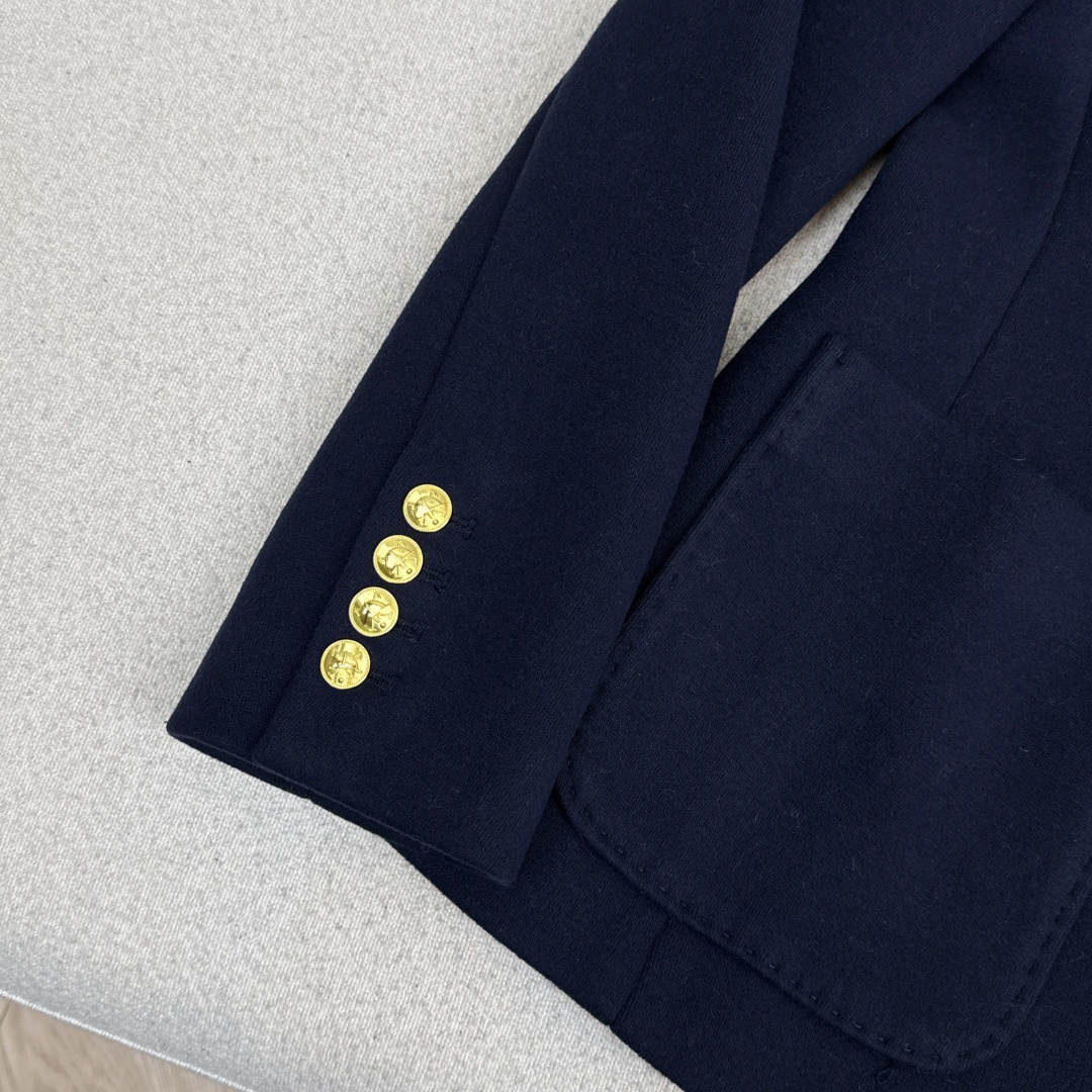 减龄学院风 RL 26Ss————早春最新款重工刺绣徽章西装外套 🩶时髦学院风 可酷可飒 日常百搭单品 