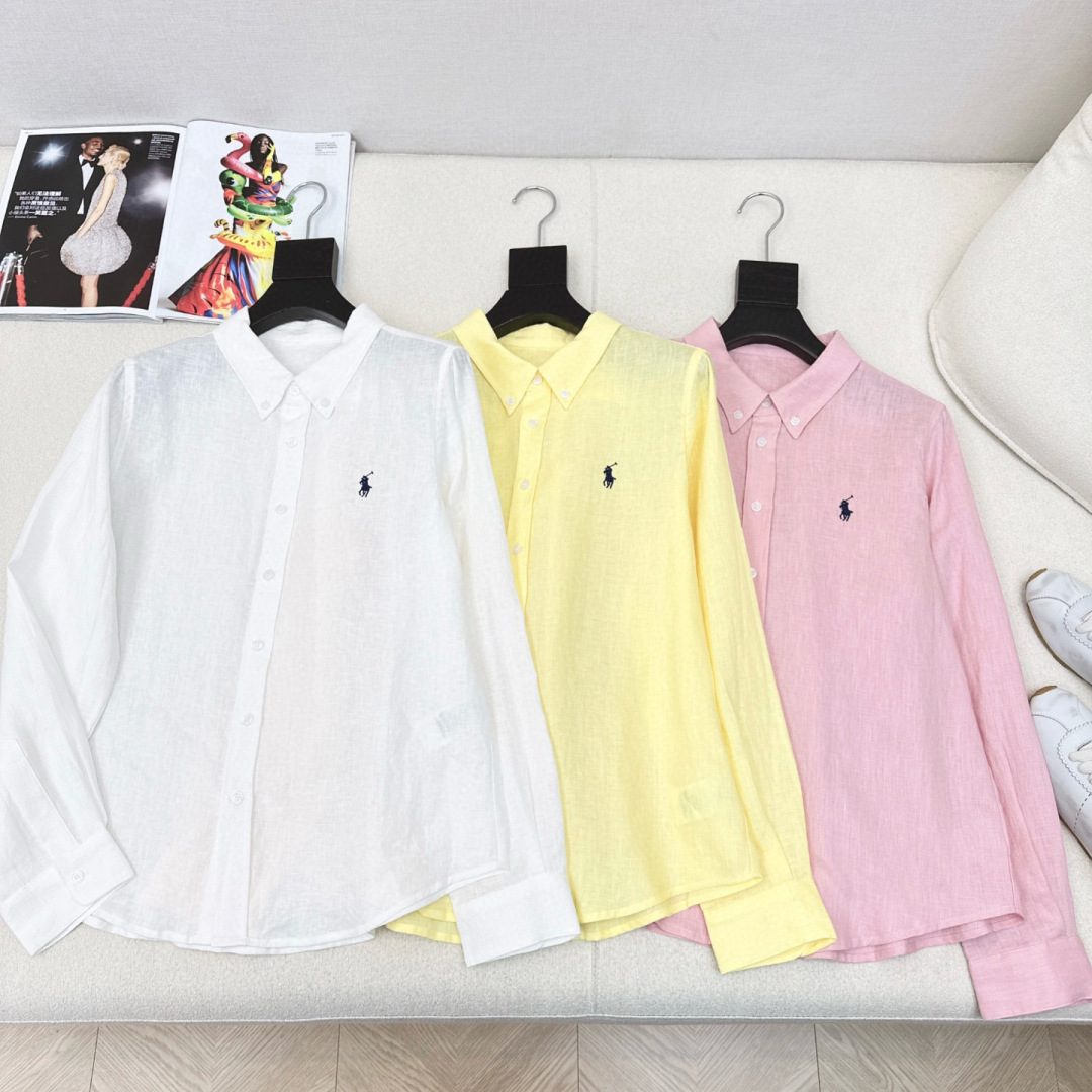NO:744116,Old money style outfit RL 26Ss————The latest spring and summer linen sun protection shirt with pony logo embroidery. Classic logo embroidery decoration on the chest. Daily essential. Concave shape for sun protection and multi-function. Made of linen fabric. Breathable, close-fitting and comfortable. Available in three colors. SML (S size shoulder width 40 bust 104 length 63. There is an error in manual measurement), women's clothing, shirts,19860909老钱风穿搭 RL 26Ss————春夏最新款小马logo刺绣亚麻防晒衬衫 胸前经典logo刺绣装饰 日常必备款 出街凹造型防晒多功能 采用亚麻面料 透气又贴身舒适 三色现货发售sml（s码肩宽40胸围104衣长63手工测量有误差）,女装,shirts,,Women's clothing