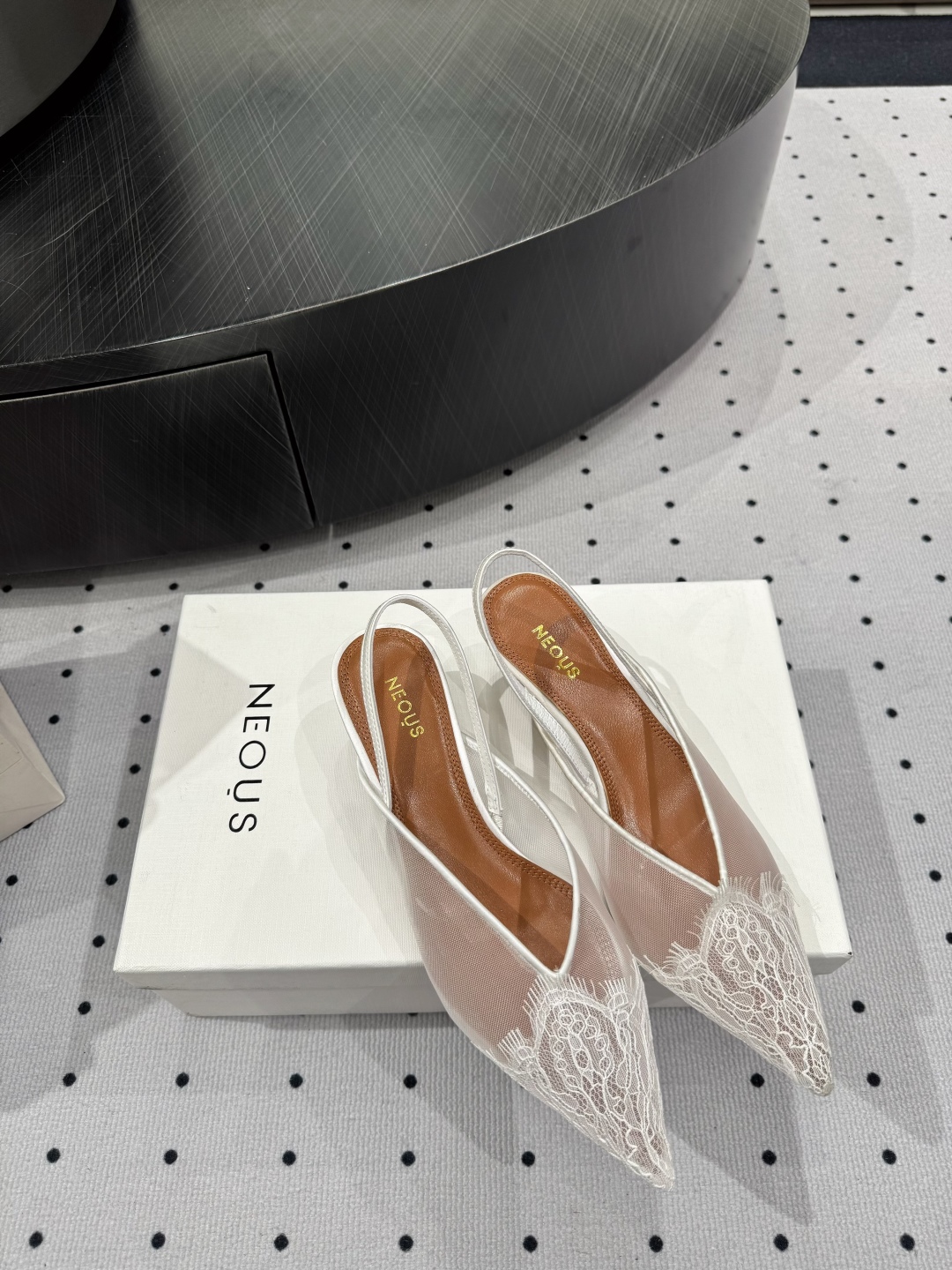Neous Slingback Pumps in Lace and Leather - Elegant Women's Shoes 1 Neous Slingback Pumps in Lace and Leather - Elegant Women's Shoes