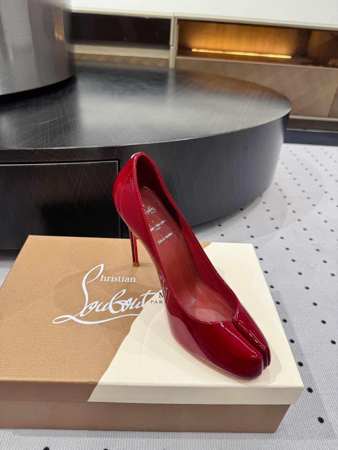 Christian Louboutin x Maison Margiela Red Patent Leather Heels 5 cmp i1745686766198 8915 0 2