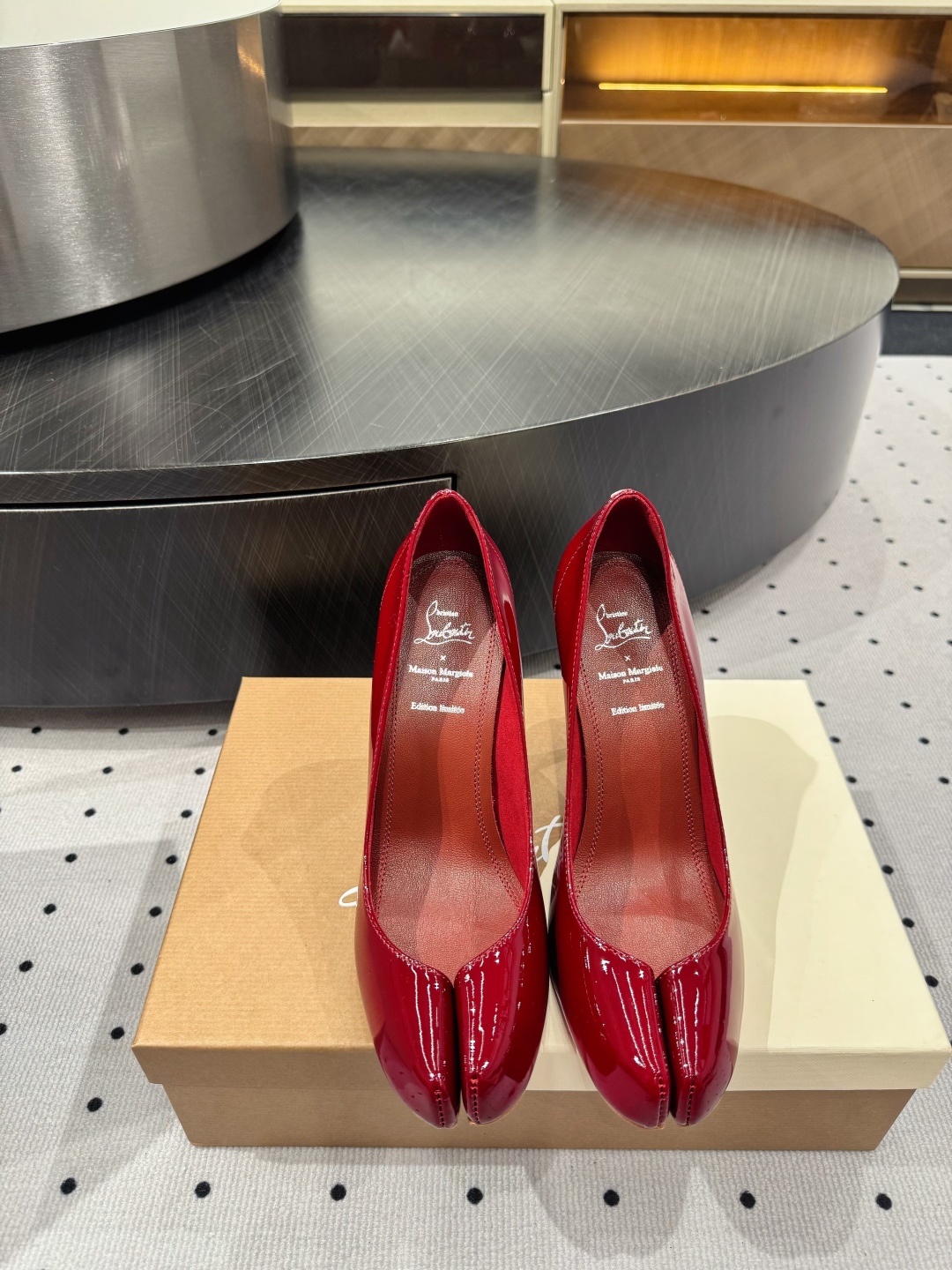 Christian Louboutin x Maison Margiela Red Patent Leather Heels 3 cmp i1745686767496 4900 0 0