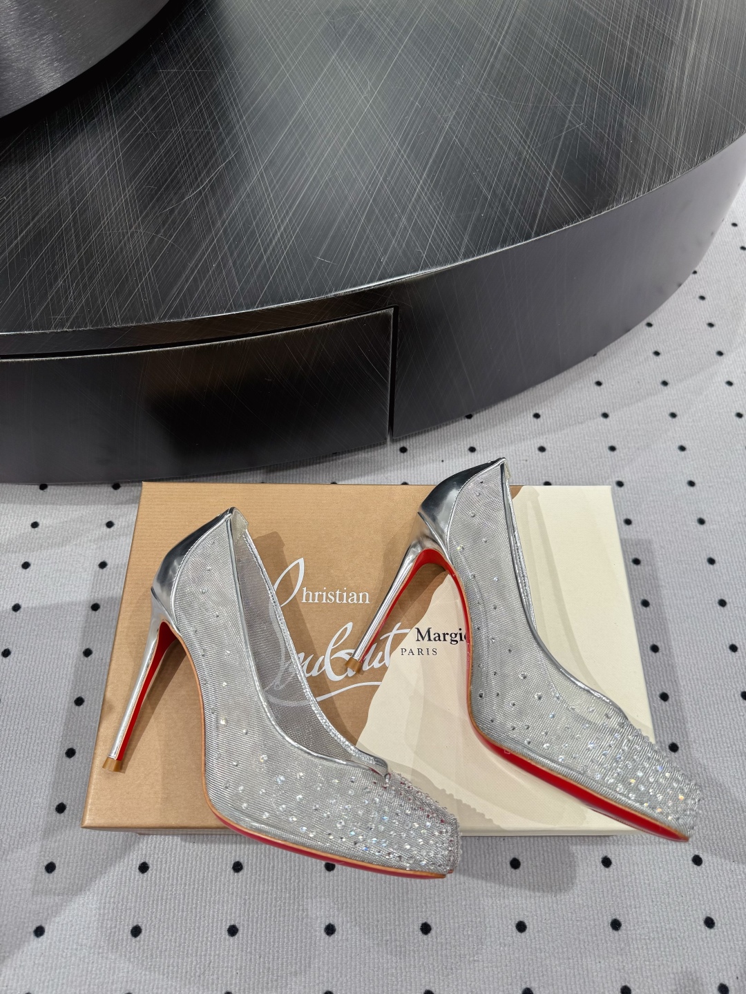 Christian Louboutin Silver Mesh High Heels - Elegant Style, Red Sole 2 cmp i1745687386144 377 0 7