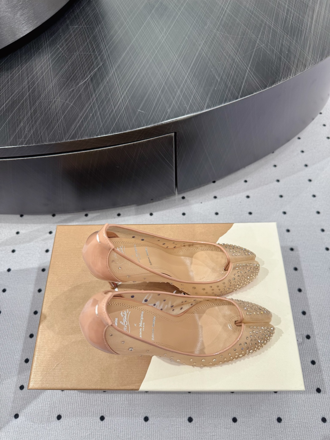Christian Louboutin x Margiela 25FW Leather Pointed High Heel Pumps 6 cmp i1745687444015 4406 0 3