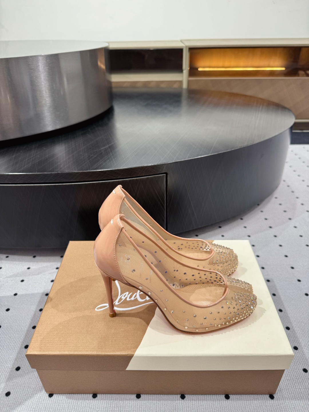 Christian Louboutin x Margiela 25FW Leather Pointed High Heel Pumps 5 cmp i1745687444023 9512 0 2