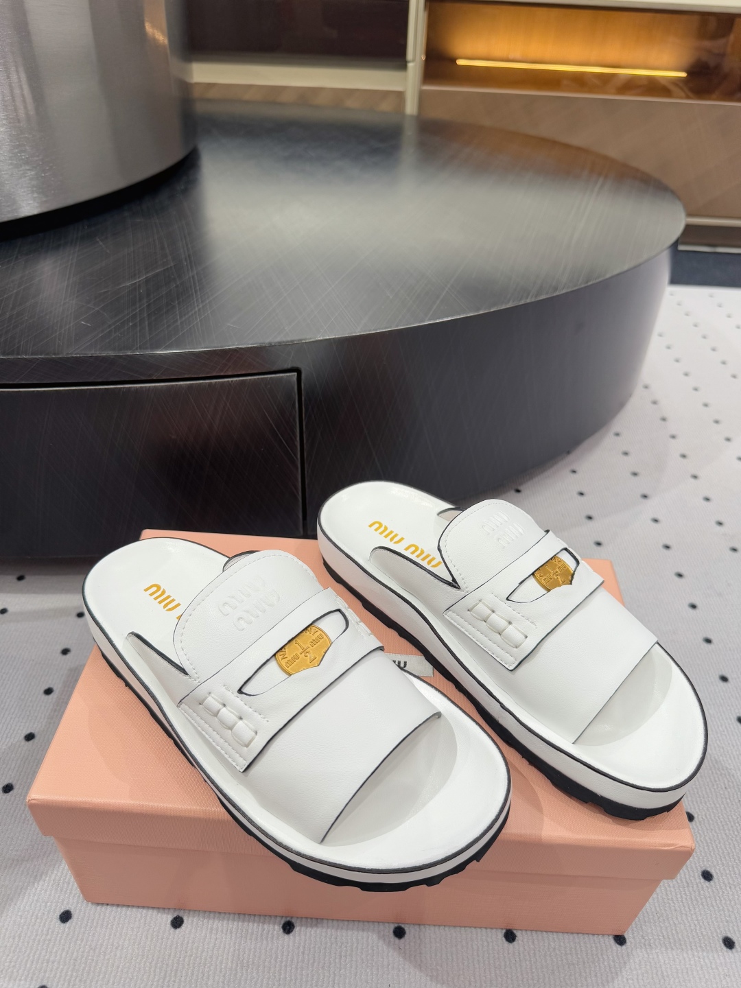 Miu Miu Women's White Leather Slide Sandals with Logo Detail 9 cmp i1745732703912 4163 0 7