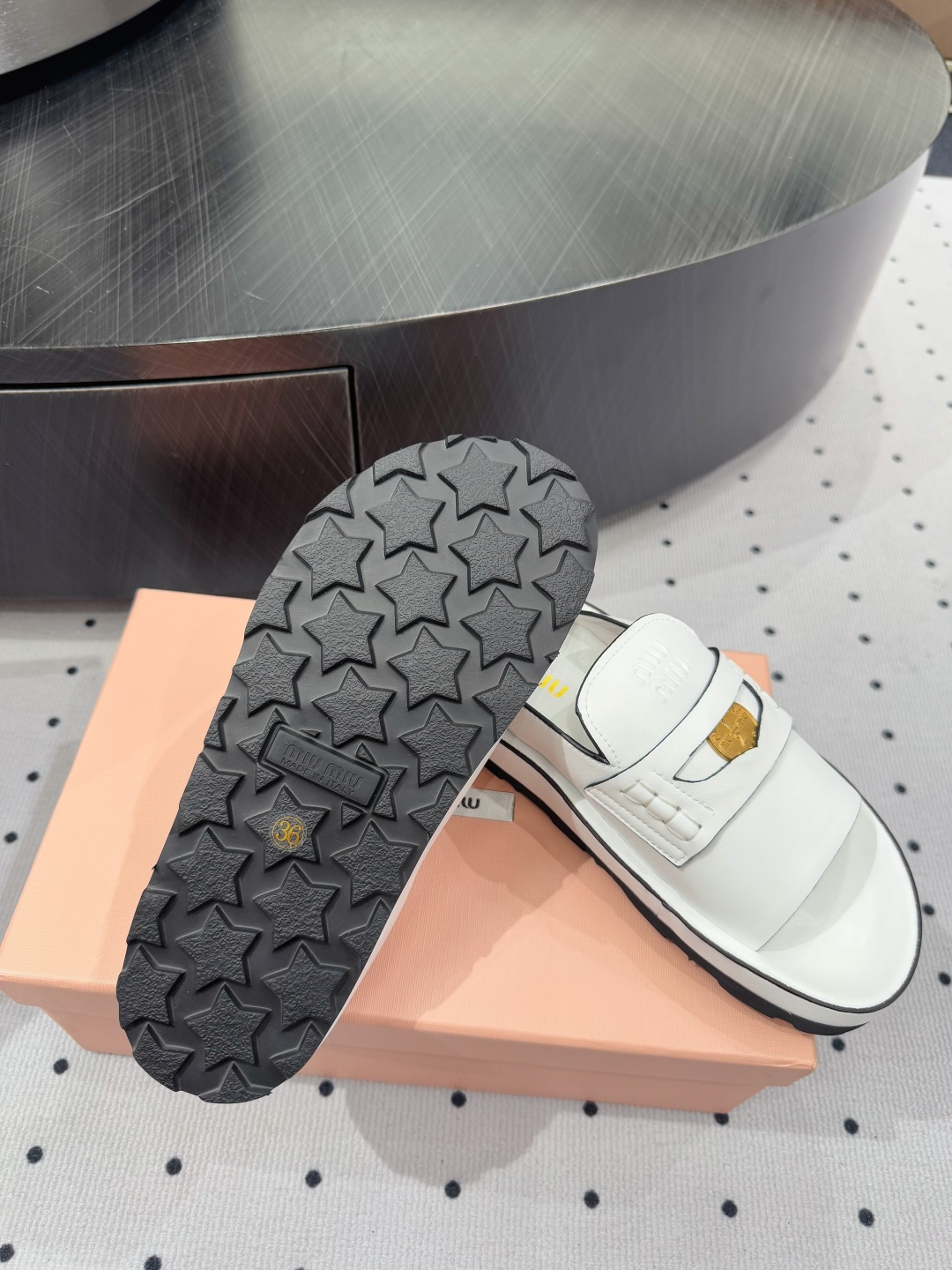 Miu Miu Women's White Leather Slide Sandals with Logo Detail 7 cmp i1745732707407 4992 0 4