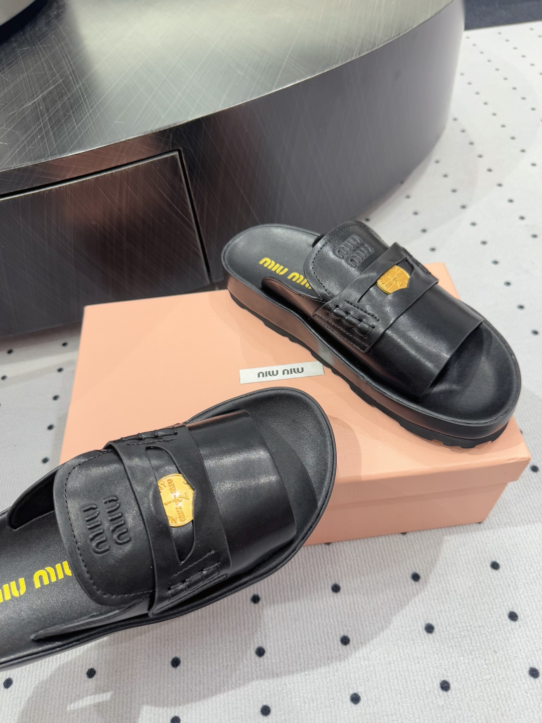 Miu Miu New Edition Lambskin Leather Heeled Sandal Slides - Elegant Black 7 cmp i1745732790845 7762 0 4