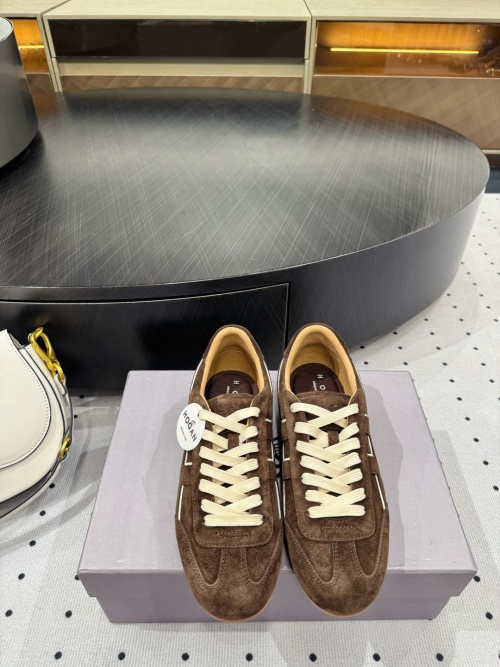 Hogan Suede Low-Top Sneakers Couple Style, Sizes 35-44 1 Hogan Suede Low-Top Sneakers Couple Style, Sizes 35-44