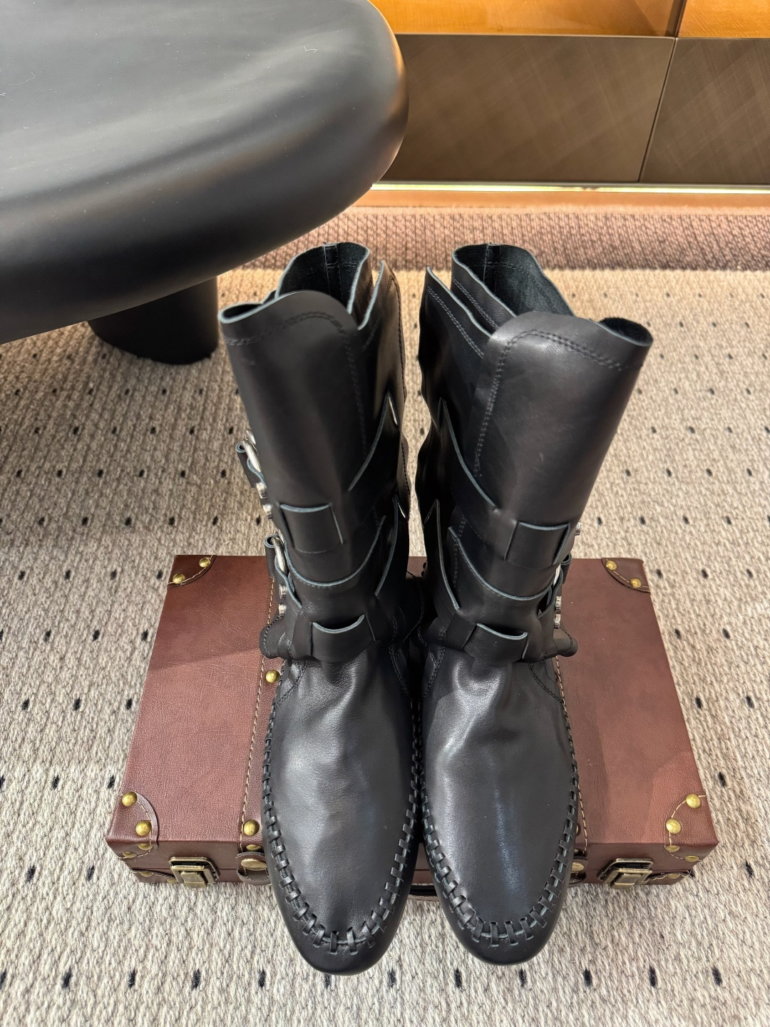 NO:439482,New ★Fabric Cowhide Inner Sheepskin Sole Cowhide Elegant Style Create a different feeling Heel height 1 cm Special packaging Simple and elegant style!  Top show bdetails in the market ———————————— ⊿size. ｜35-40 (40 41 custom-made non-return and exchange), boots, boots, cowhide, sheepskin19860909上新 ★面料 牛皮 内里 羊皮 鞋底 牛皮 优雅风格 创造不一样的感觉 跟高 1 cm 专柜包装 简约气质款式！ 市场顶级 show bdetails ————————————  ⊿size. ｜35-40（40 41 定制不退换）,靴子,boots,cowhide,sheepskin,Women's Shoes