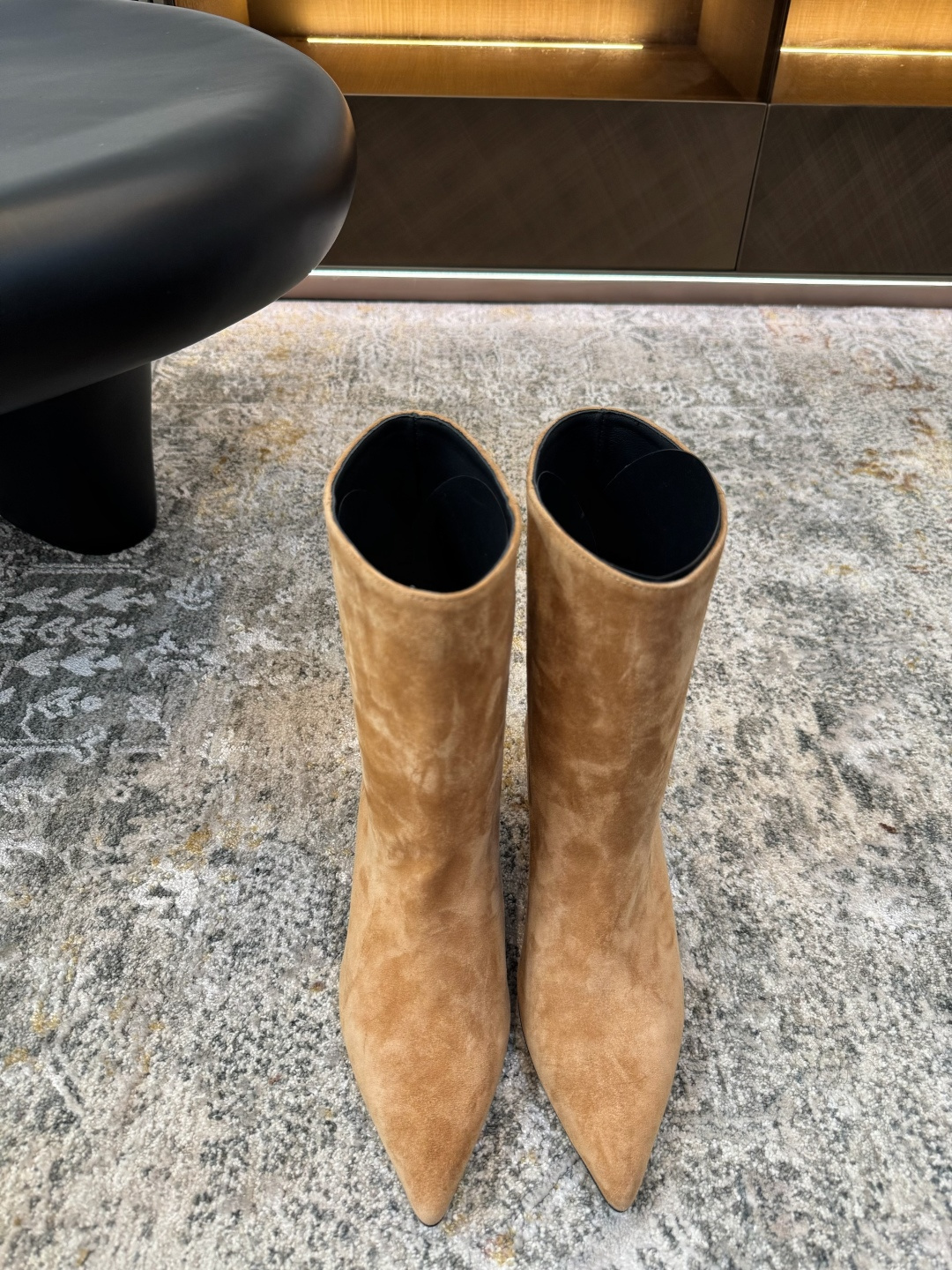 NO:535049,Top version ★ Fabric sheep velvet inner sheepskin sole Italian leather outsole Elegant style Create a different feeling Heel height 5 cm Special packaging Simple and elegant style!  Top show bdetails in the market ———————————— ⊿size. ｜35-40 (40 41 42 Customized non-returning), boots, boots, sheepskin, Leather soles19860909顶级版 ★面料羊反绒 内里 羊皮 鞋底 意大利真皮大底 优雅风格 创造不一样的感觉 跟高 5 cm 专柜包装 简约气质款式！ 市场顶级 show bdetails ————————————  ⊿size. ｜35-40（40 41 42 定制不退换）,靴子,boots,sheepskin,Leather soles,Women's Shoes