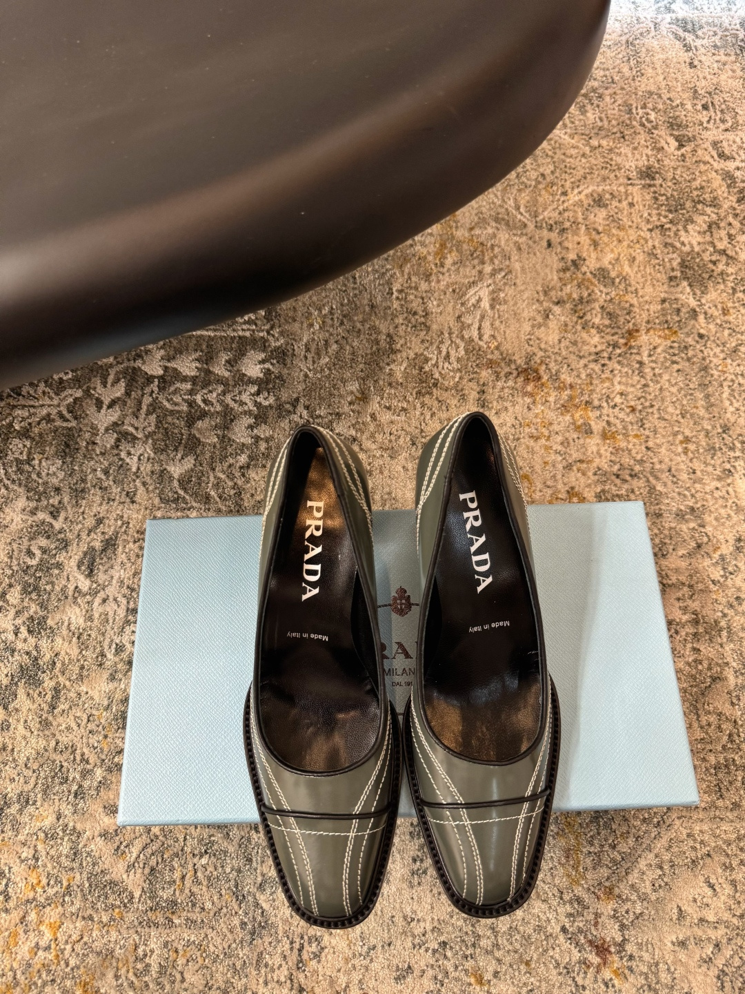 Prada 𝑷𝒓𝒂𝒅𝒂 𝟐𝟔𝒇𝒘 春夏新品ᥫᩣ