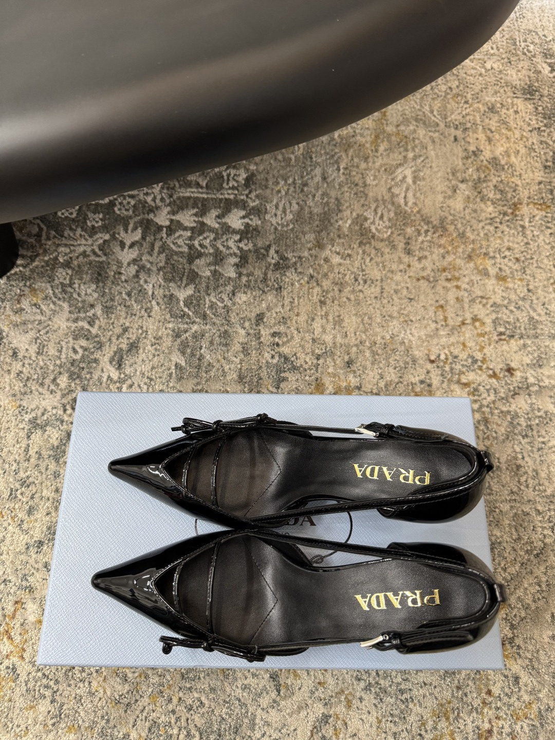 Prada 𝑷𝒓𝒂𝒅𝒂 𝟐𝟔𝒇𝒘 早春新品