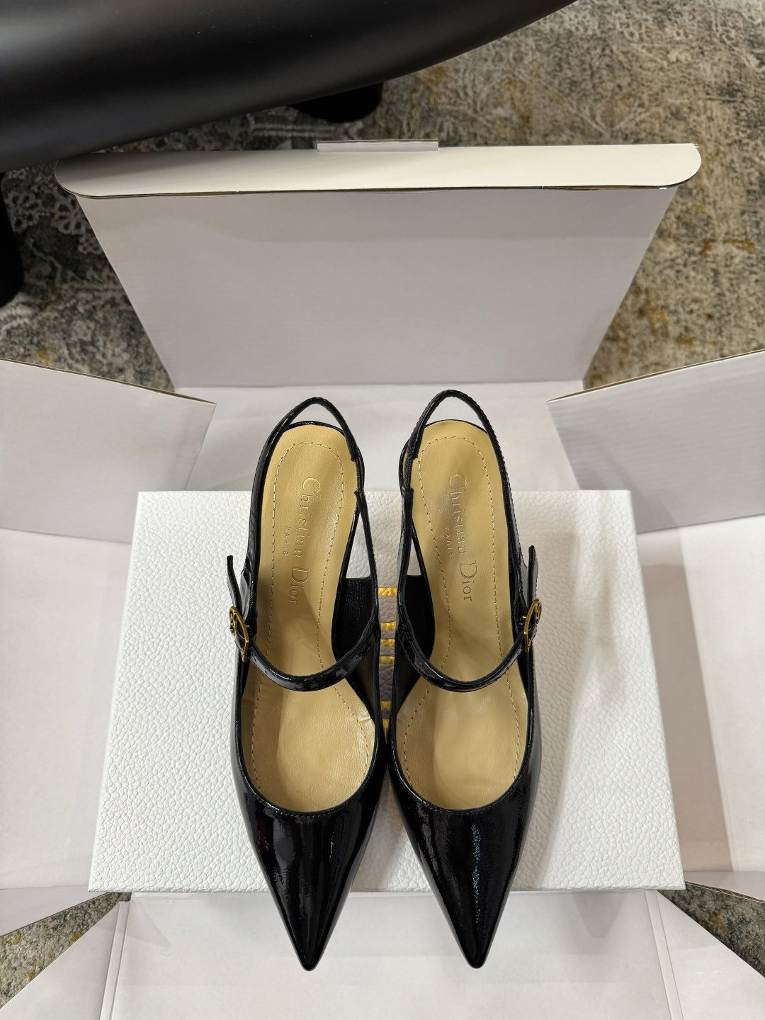 Dior 𝒅𝒊𝒐𝒓 𝟐𝟔𝒇𝒘 春夏新品ᥫᩣ