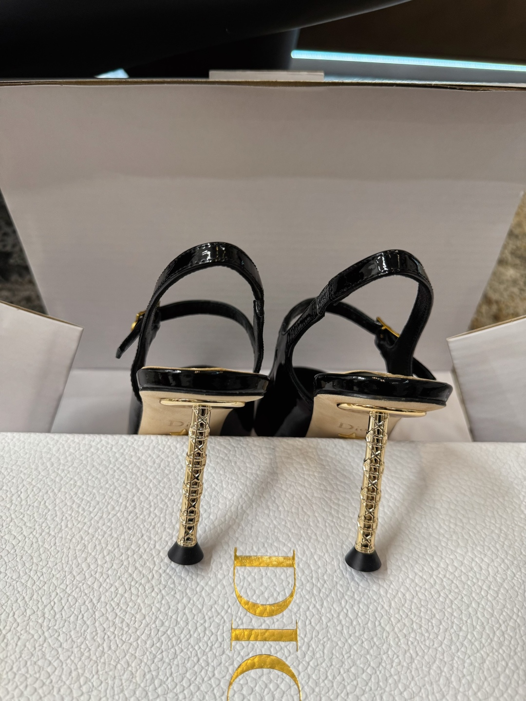Dior 𝒅𝒊𝒐𝒓 𝟐𝟔𝒇𝒘 春夏新品ᥫᩣ