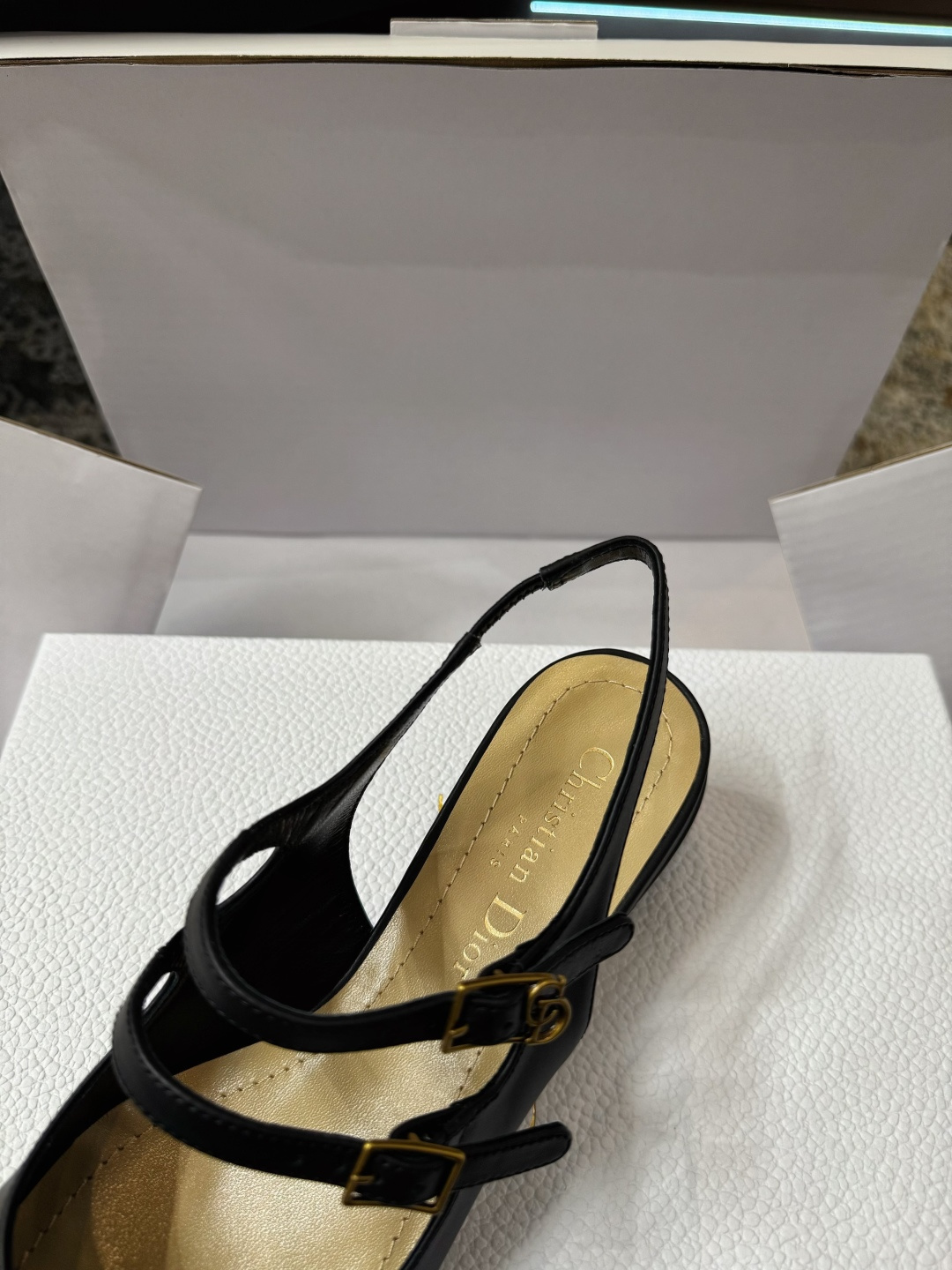 Dior 𝒅𝒊𝒐𝒓 𝟐𝟔𝒇𝒘 春夏新品ᥫᩣ