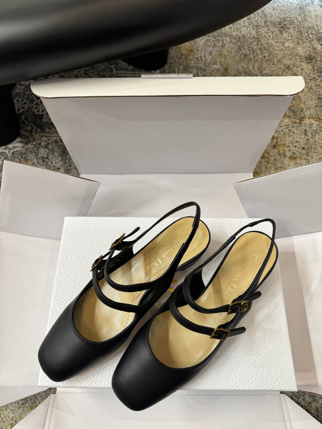 Dior 𝒅𝒊𝒐𝒓 𝟐𝟔𝒇𝒘 春夏新品ᥫᩣ