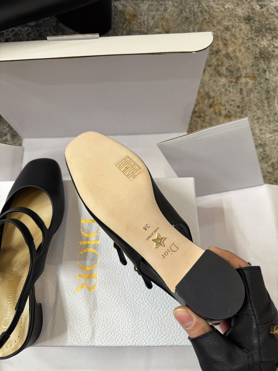 Dior 𝒅𝒊𝒐𝒓 𝟐𝟔𝒇𝒘 春夏新品ᥫᩣ