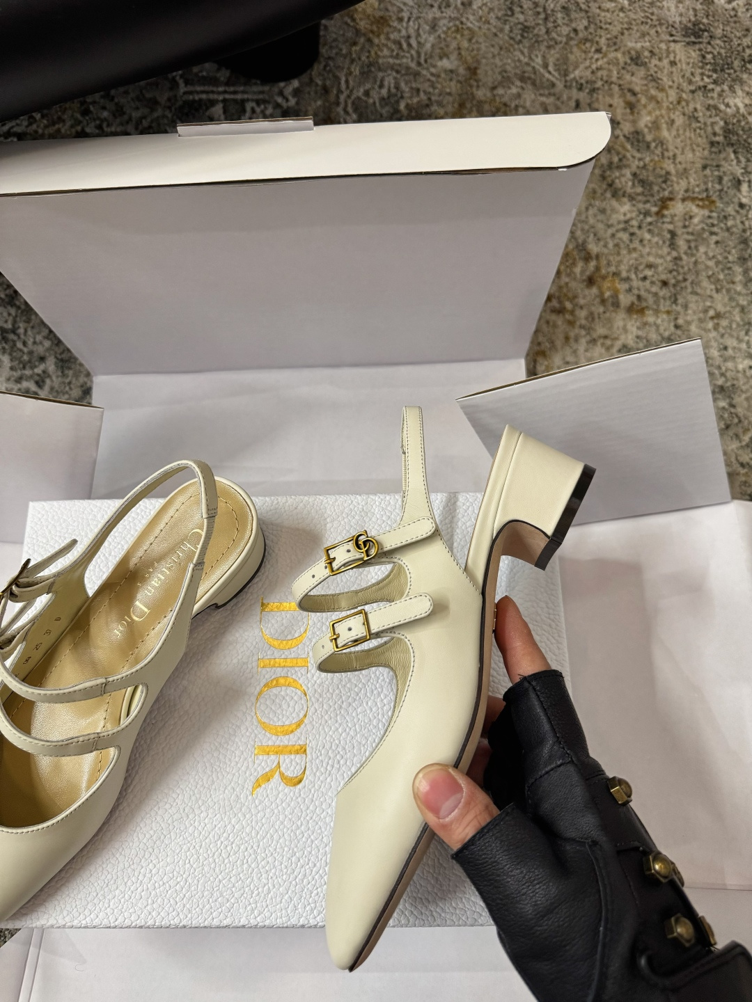 Dior 𝒅𝒊𝒐𝒓 𝟐𝟔𝒇𝒘 春夏新品ᥫᩣ