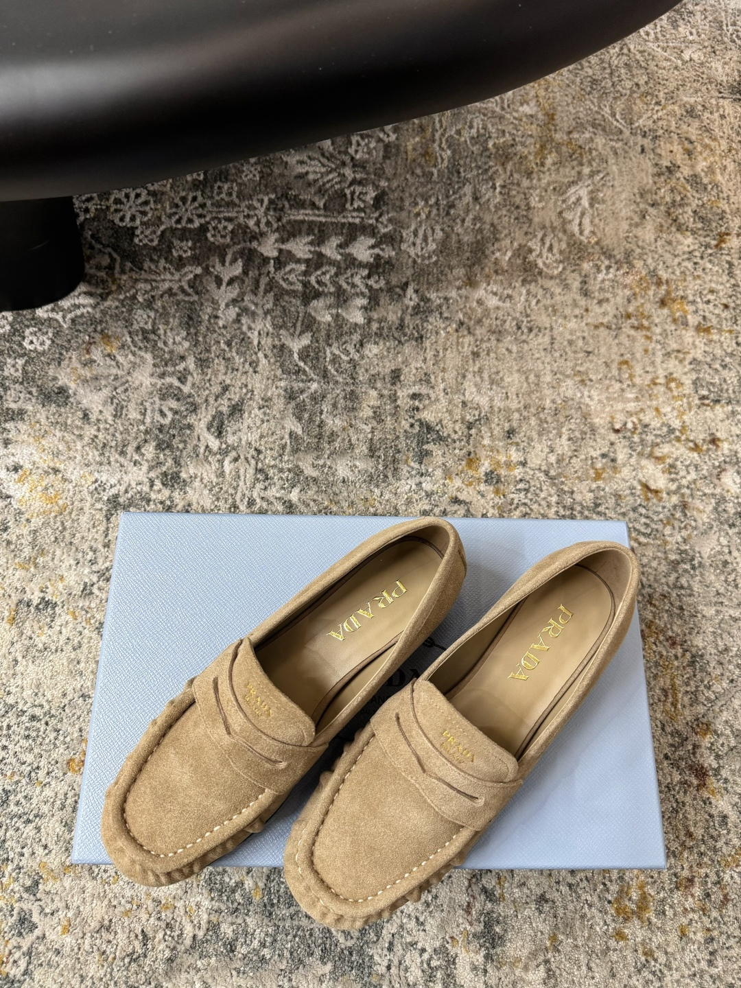 Prada 𝑷𝒓𝒂𝒅𝒂 𝟐𝟔𝒇𝒘 早春新品