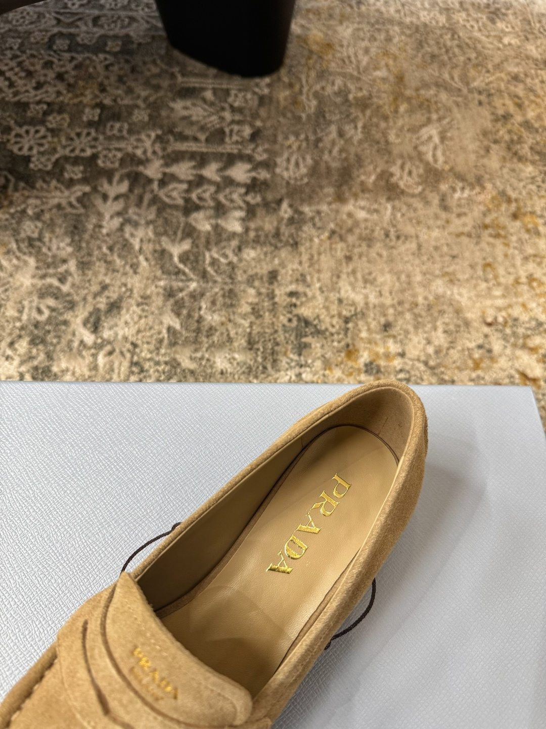 Prada 𝑷𝒓𝒂𝒅𝒂 𝟐𝟔𝒇𝒘 早春新品