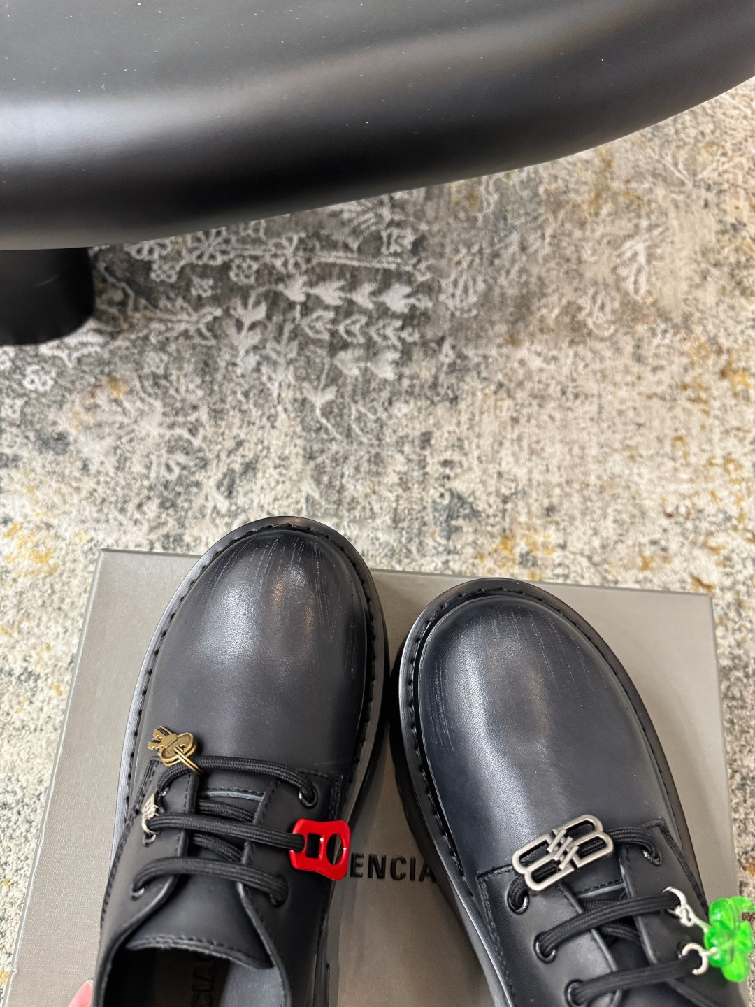 Balenciaga 𝑩𝒂𝒍𝒆𝒏𝒄𝒊𝒂𝒈𝒂 𝟐𝟔𝑭𝑾 新品上架