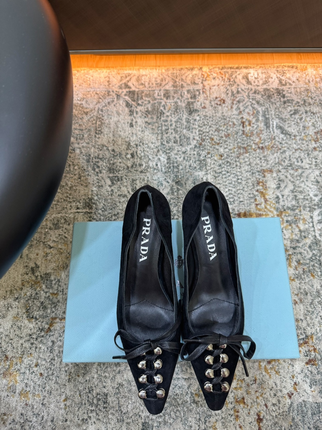 NO:902800,Hot sale Fabric: Cow suede Lining: Sheepskin Sole: Cowhide Elegant style Creates a different feeling Heel height 5.5 cm Counter packaging Simple and elegant style!  show bdetails ———————————— size. ｜35-39 (40 41 42 customized), sandals, sandals, cowhide, sheepskin19860909爆品发售 面料 牛反绒 内里 羊皮 鞋底 牛皮 优雅风格 创造不一样的感觉 跟高5.5 cm 专柜包装 简约气质款式！ show bdetails ———————————— size. ｜35-39（40 41 42 定制）,凉鞋单鞋,sandals,cowhide,sheepskin,Women's Shoes