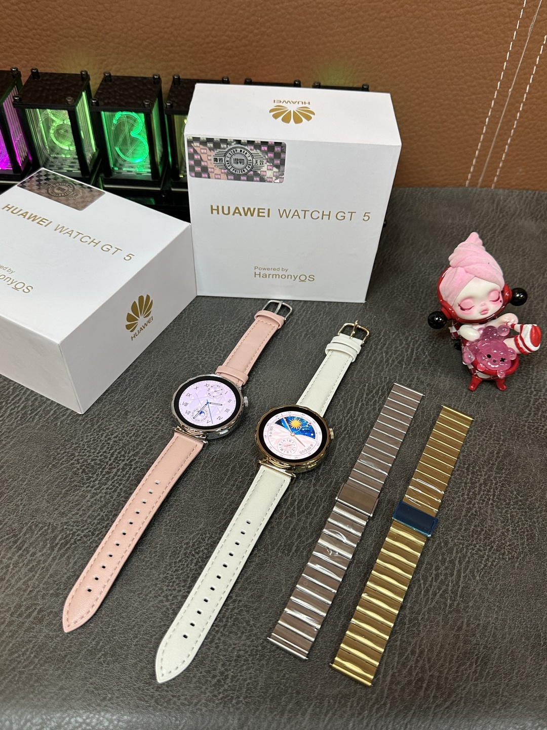 HUAWEI 华为WATCH GT5 mini 女款手表‼️ 配原装华为包装 俩种颜色可选