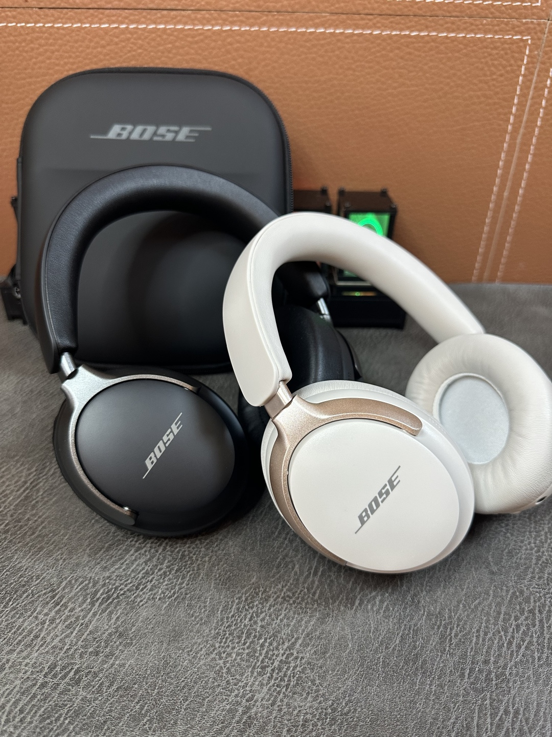 💰150 Bose QuietComfort消噪耳机Ultra头戴式‼️ 外贸爆款 俩色可选 现货供应