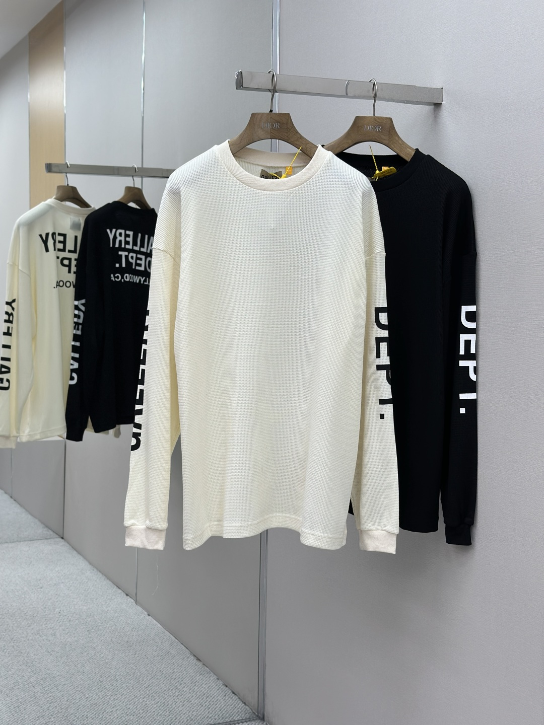 _dj69s_MNiClK3dC_5f-TSII5GgR3g2gDtoZV5ow