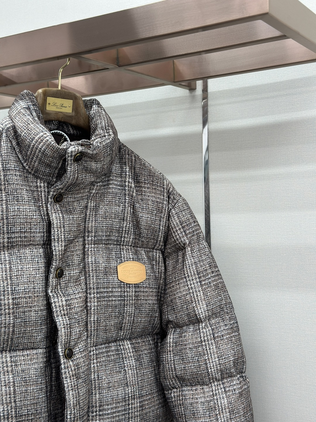Louis Vuitton LOUIS VUITTON LV 皮章格纹粗花呢束腰羽绒棉服