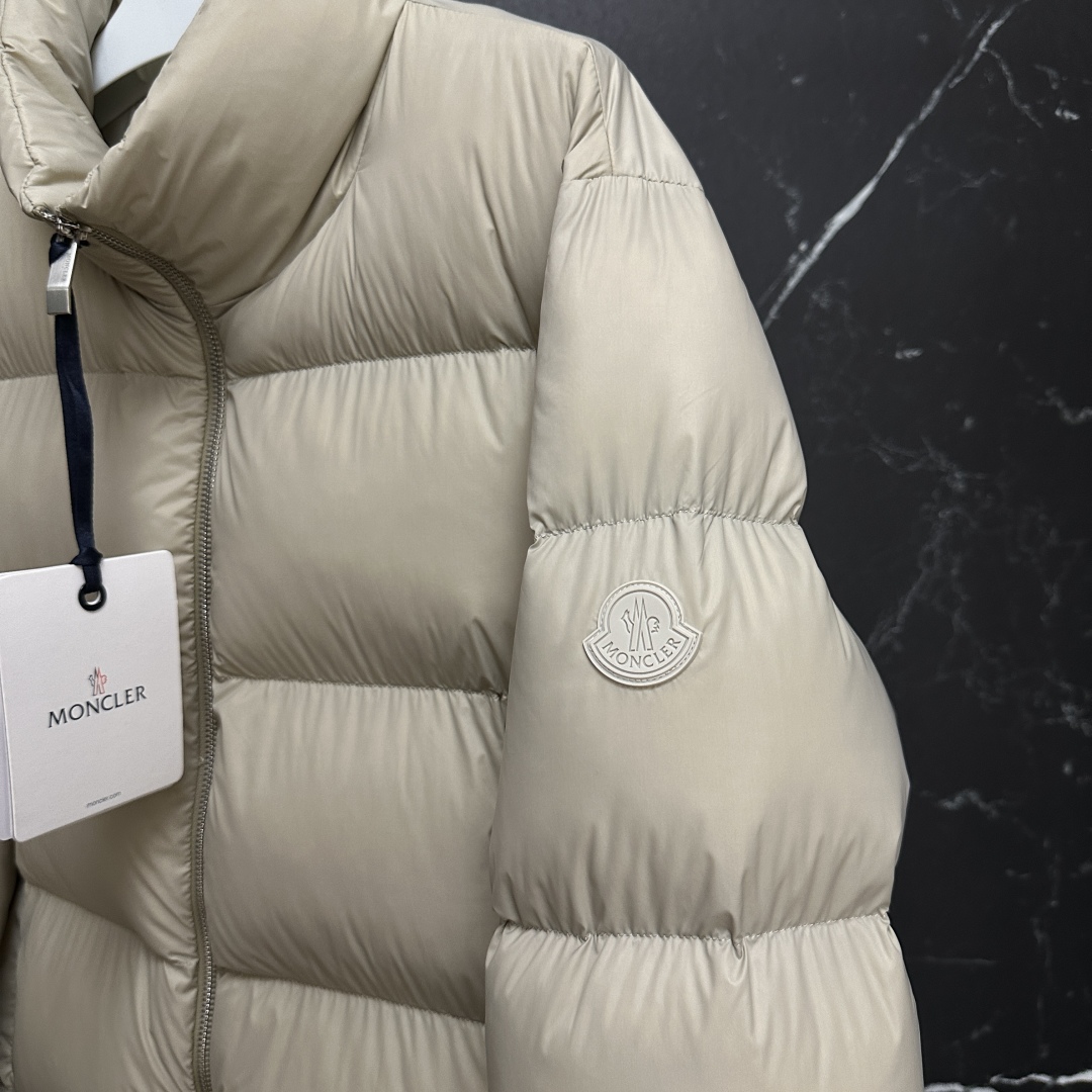 #正品级:𝑴𝒐𝒏𝒄𝒍𝒆𝒓｜蒙口 /盟可睐 25𝒔𝒔 Tarn 秋冬新品立领面包加厚款轻奢休闲羽绒服男女款