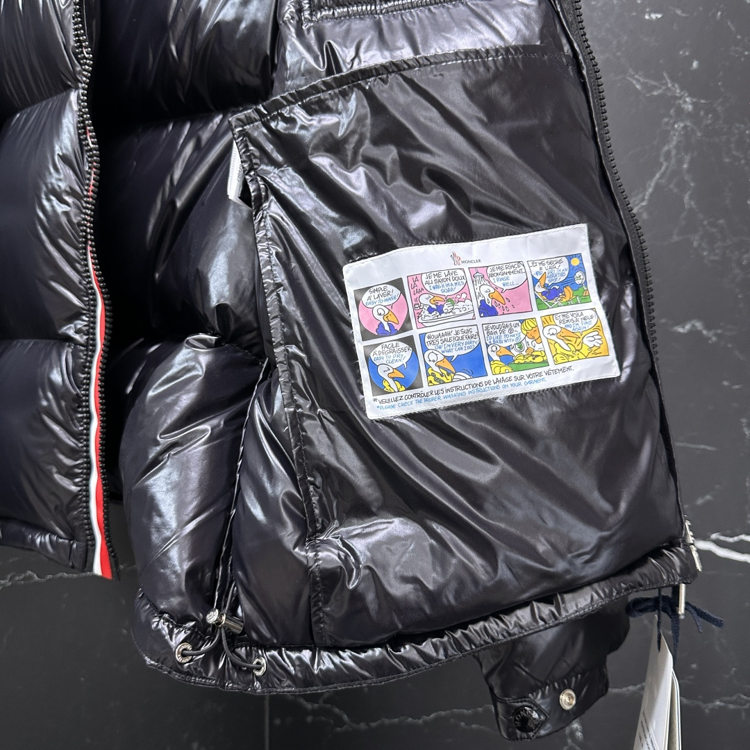 #正品级：𝑀𝑜𝑛𝑐𝑙𝑒𝑟｜蒙口 盟可睐 𝑀𝑂𝑁𝑇𝐵𝐸𝐿𝐼𝐴𝑅𝐷 🇳🇱三色织带/蒙口三色织带 羽绒服#08