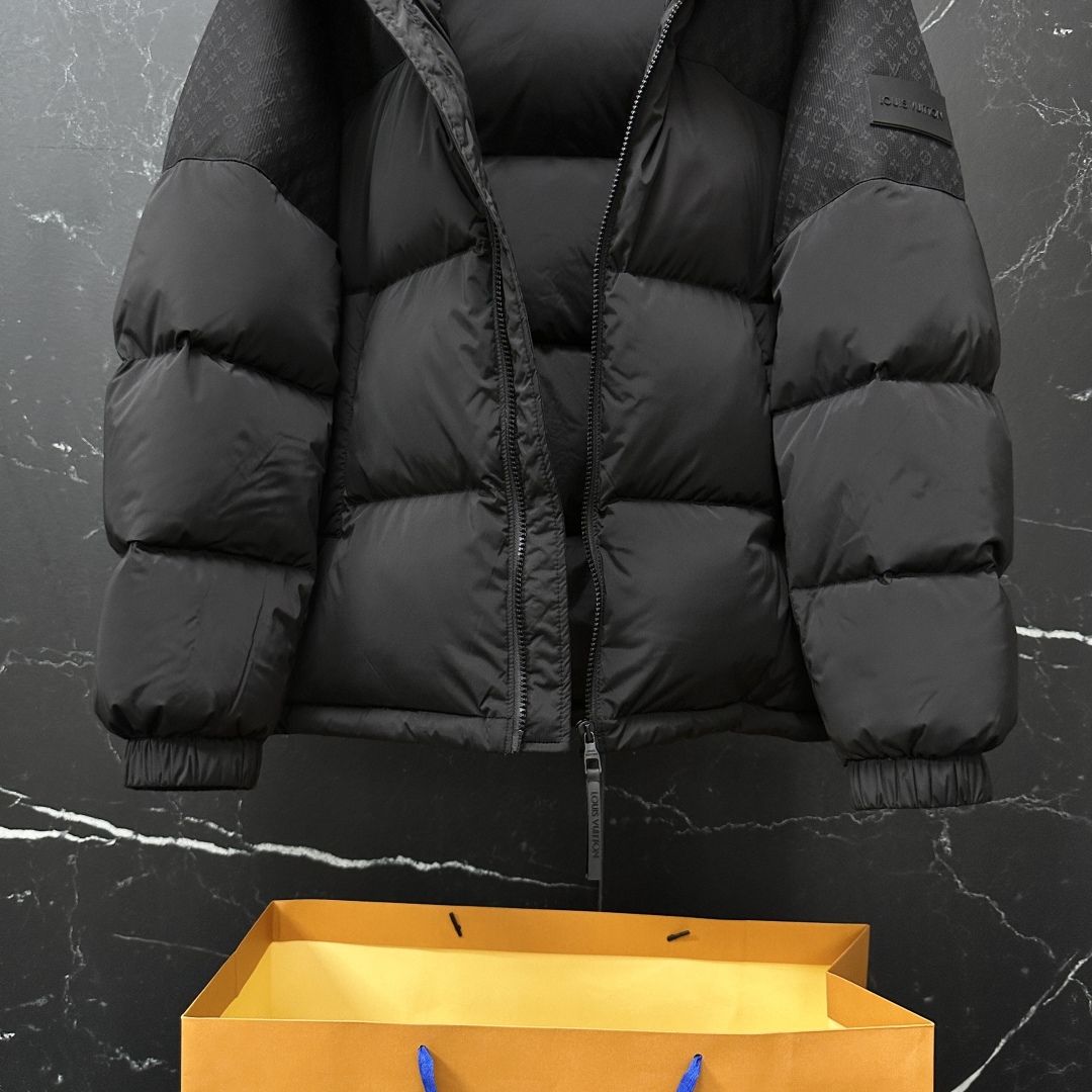 #正品级：𝐋𝐨𝐮𝐢𝐬 𝐕𝐮𝐢𝐭𝐭𝐨𝐧｜路易威登 Ecodown FW25 双拼压纹老花𝐋𝐨𝐠𝐨 混合面料