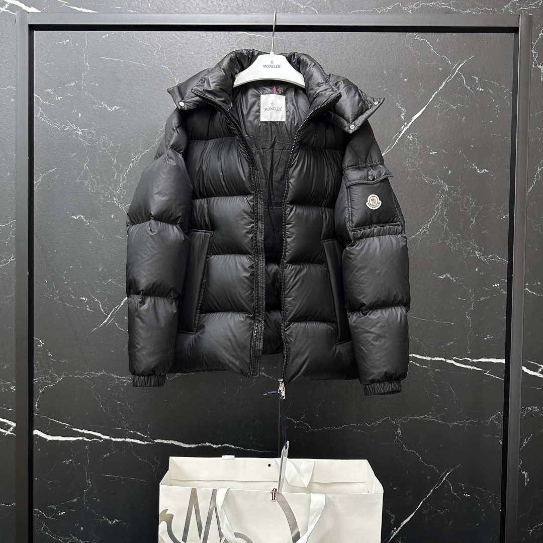 #正品级:𝑴𝒐𝒏𝒄𝒍𝒆𝒓|蒙口 /盟可睐 25𝒔𝒔 Couyere 秋冬新品连帽【可拆卸】轻奢时尚明星同