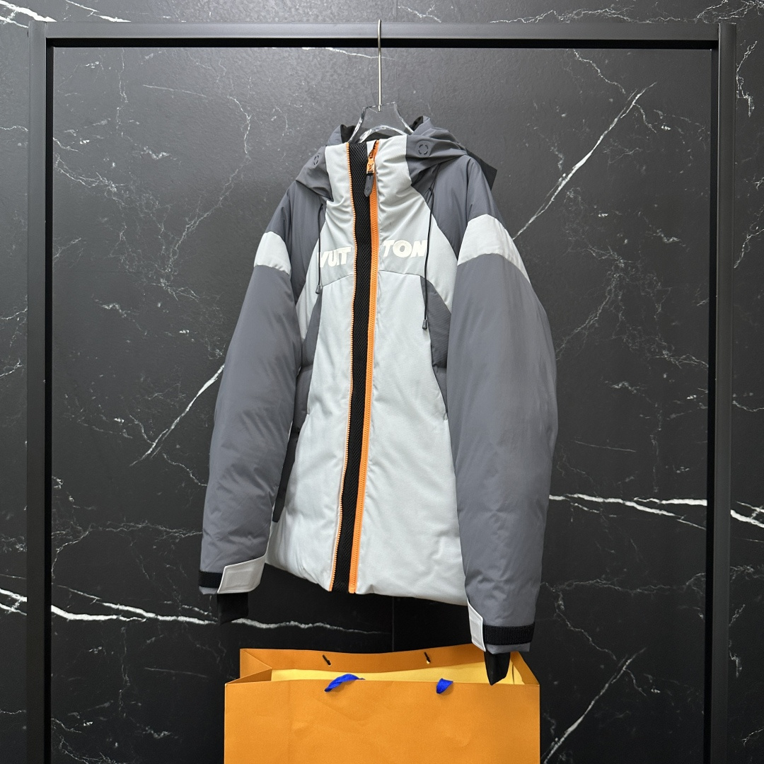 #正品级:𝐋𝐨𝐮𝐢𝐬 𝐕𝐮𝐢𝐭𝐭𝐨𝐧｜路易威登 LV 秋冬新款 SKI滑雪系列灰色潮流连帽羽绒服#V07