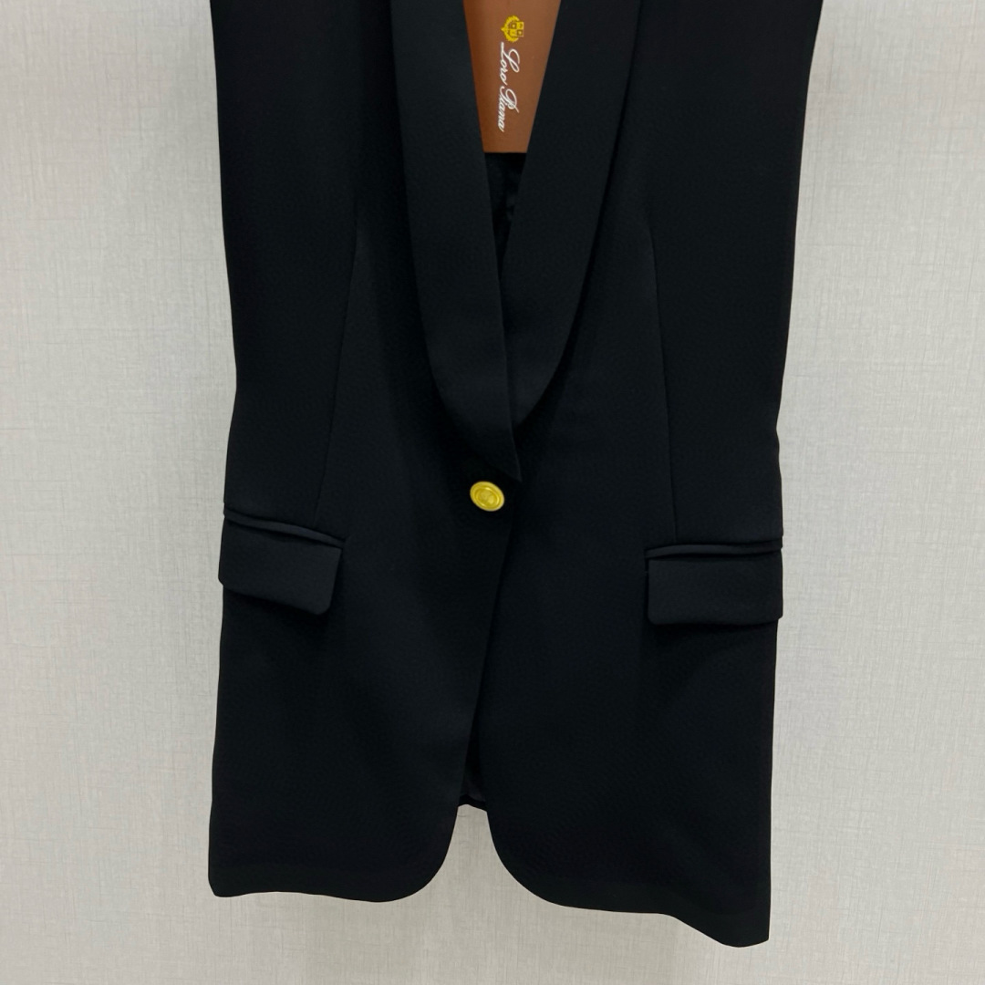 Elegant Women's Double-Breasted Vest Slim Fit Suit Waistcoat Business Casual 6 cmp i1747496481792 1765 0 4
