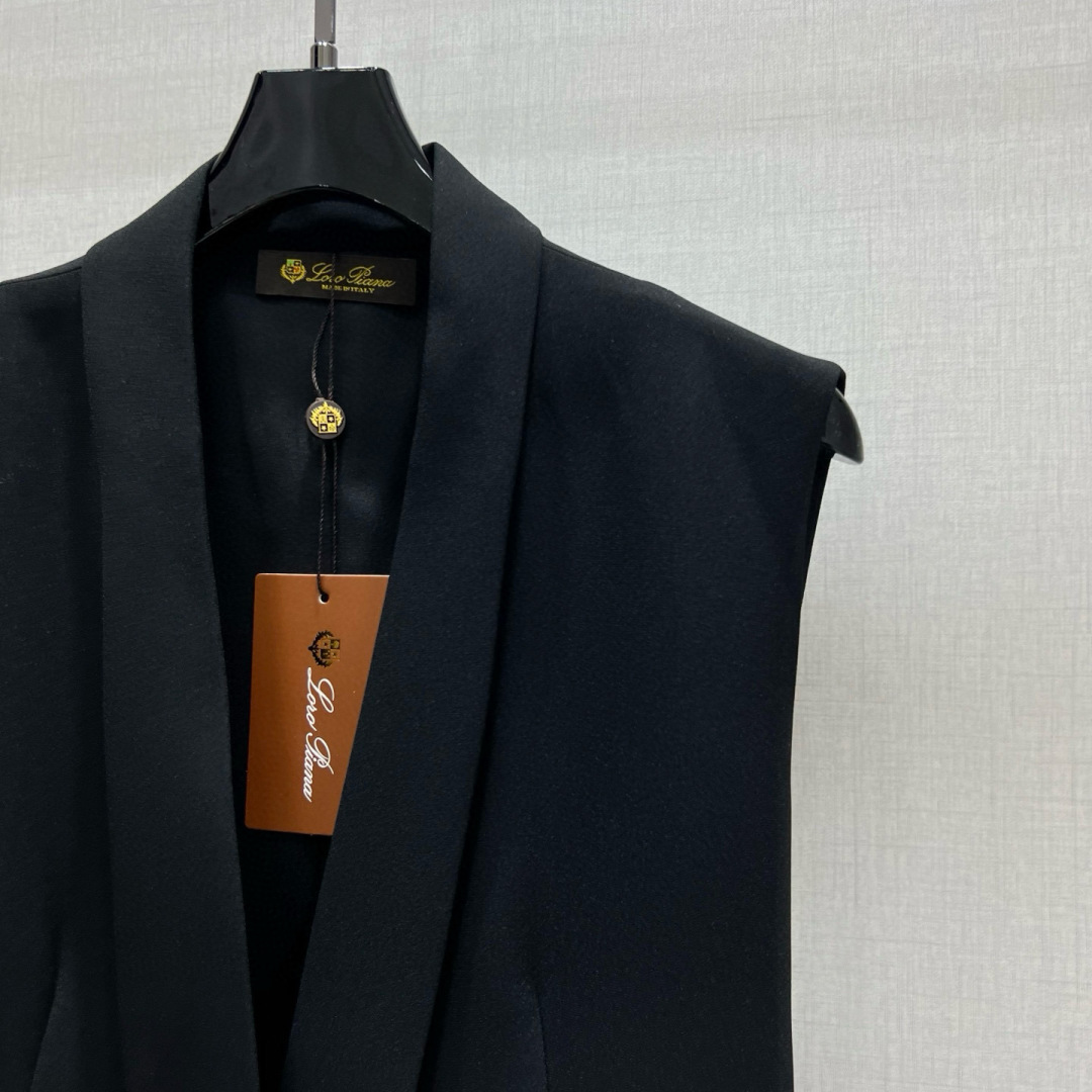 Elegant Women's Double-Breasted Vest Slim Fit Suit Waistcoat Business Casual 4 cmp i1747496481792 762 0 2