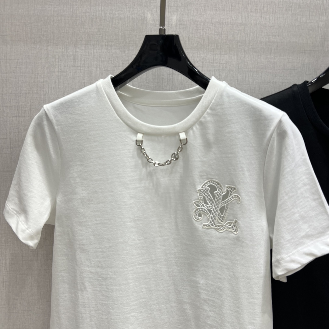 Louis Vuitton 2025 Spring/Summer Chain-Embroidered Short Sleeve T-Shirt 4 cmp i1748754941554 9163 0 2