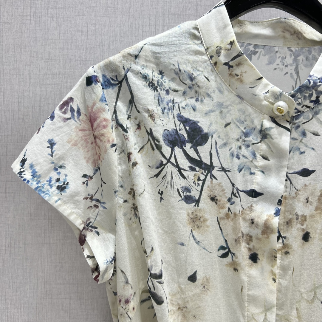 Elegant Floral Print Cotton Dress with Mandarin Collar - Spring/Summer 2025 3 cmp i1748767613638 1692 0 1