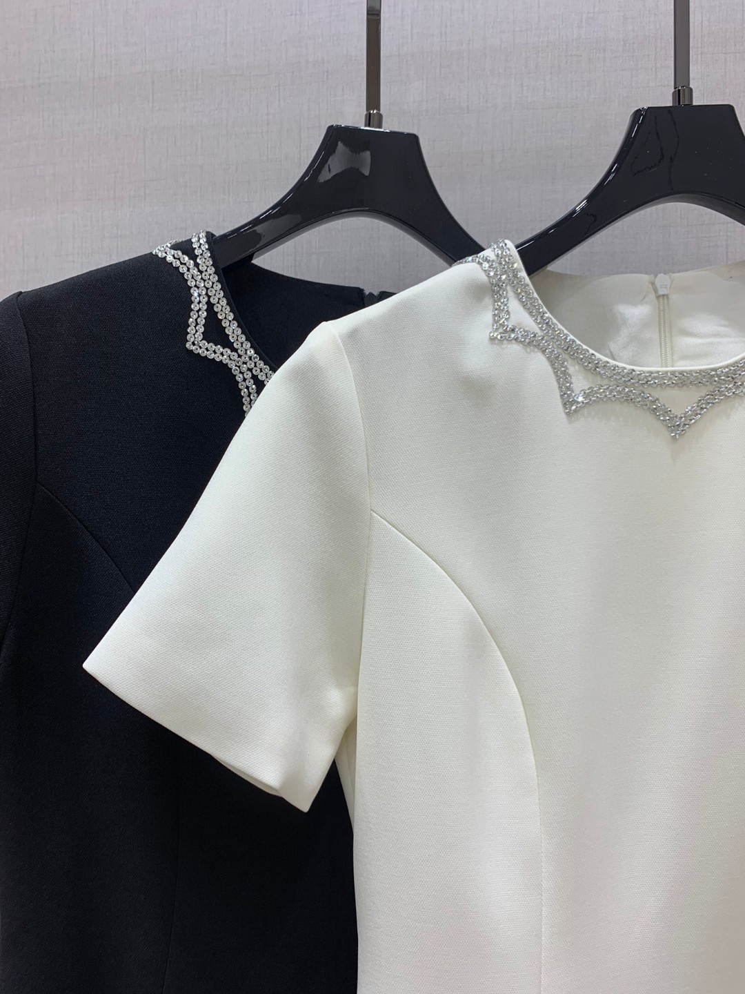 Valen 2025 Spring/Summer Rhinestone Short Sleeve Dress - Elegant & Slim Fit 3 cmp a1751092829708 1582