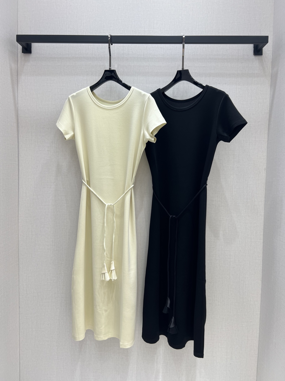 Cel 2025 Clean Fit Modal Blend T-Shirt Dress with Floral Belt 2 cmp i1751115011597 1683 0 0